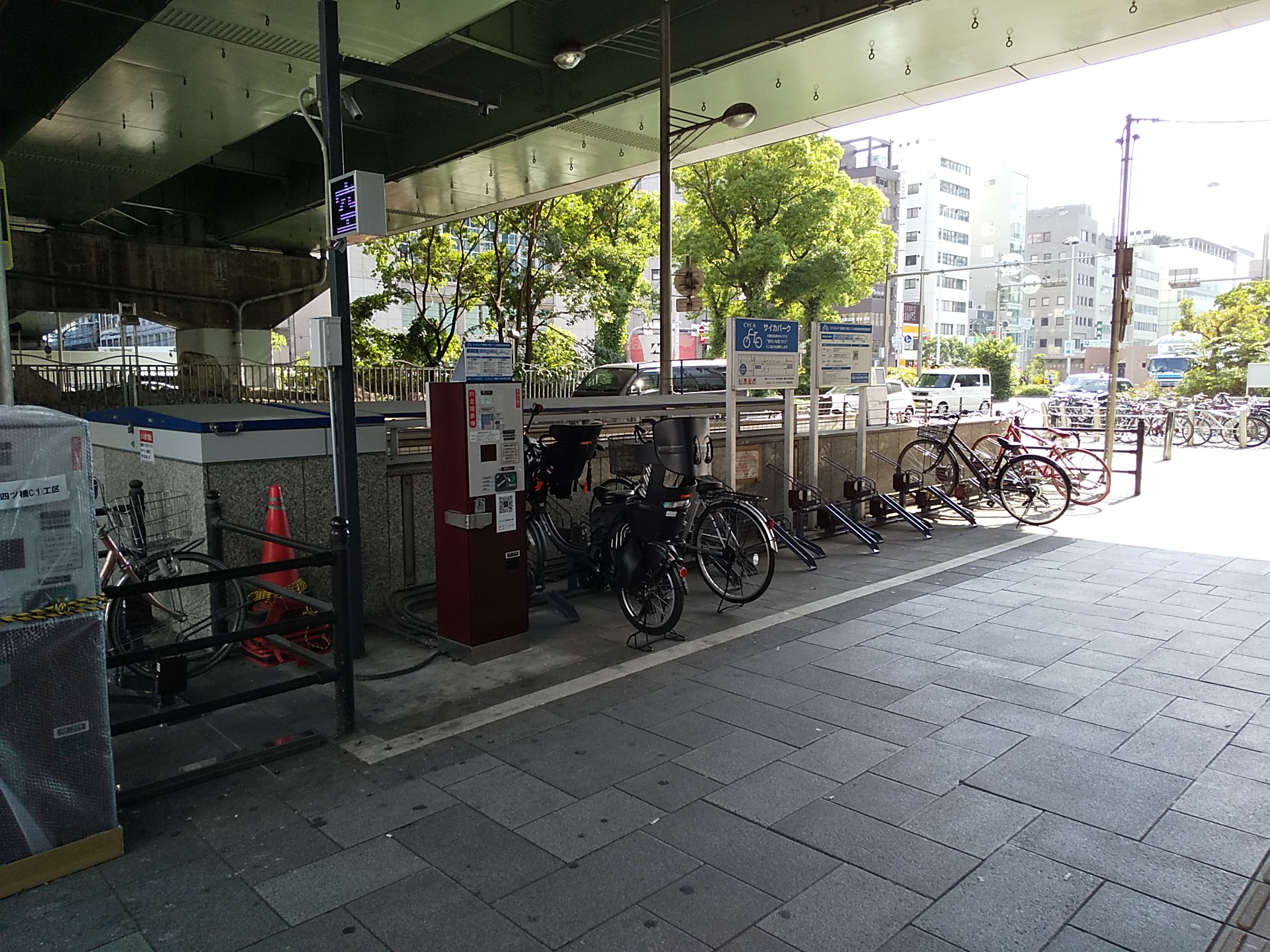 ミナミエリア 長堀通四ツ橋C-1 24時間自転車専用駐車場の画像