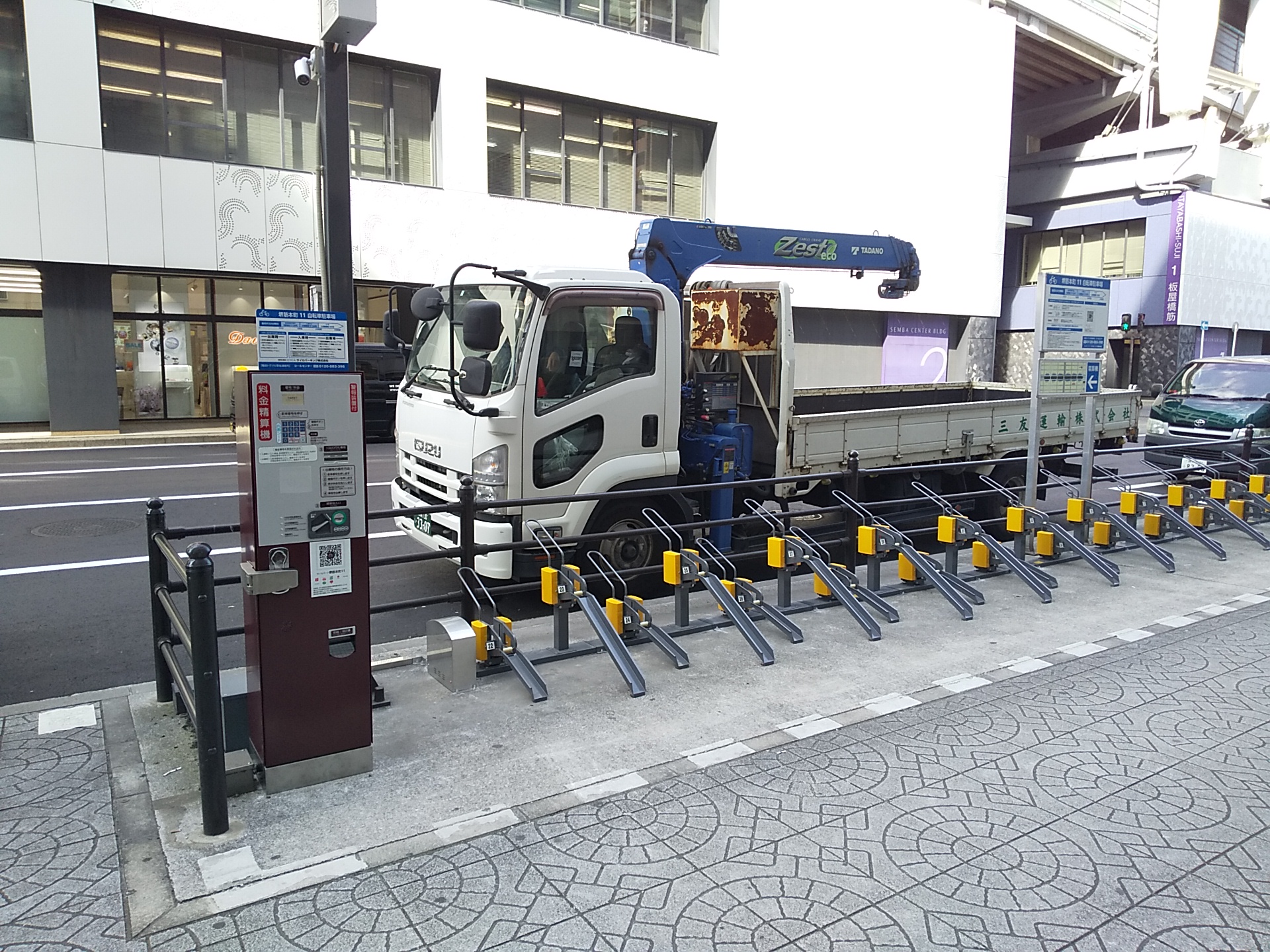 堺 筋 本町 自転車 駐輪場