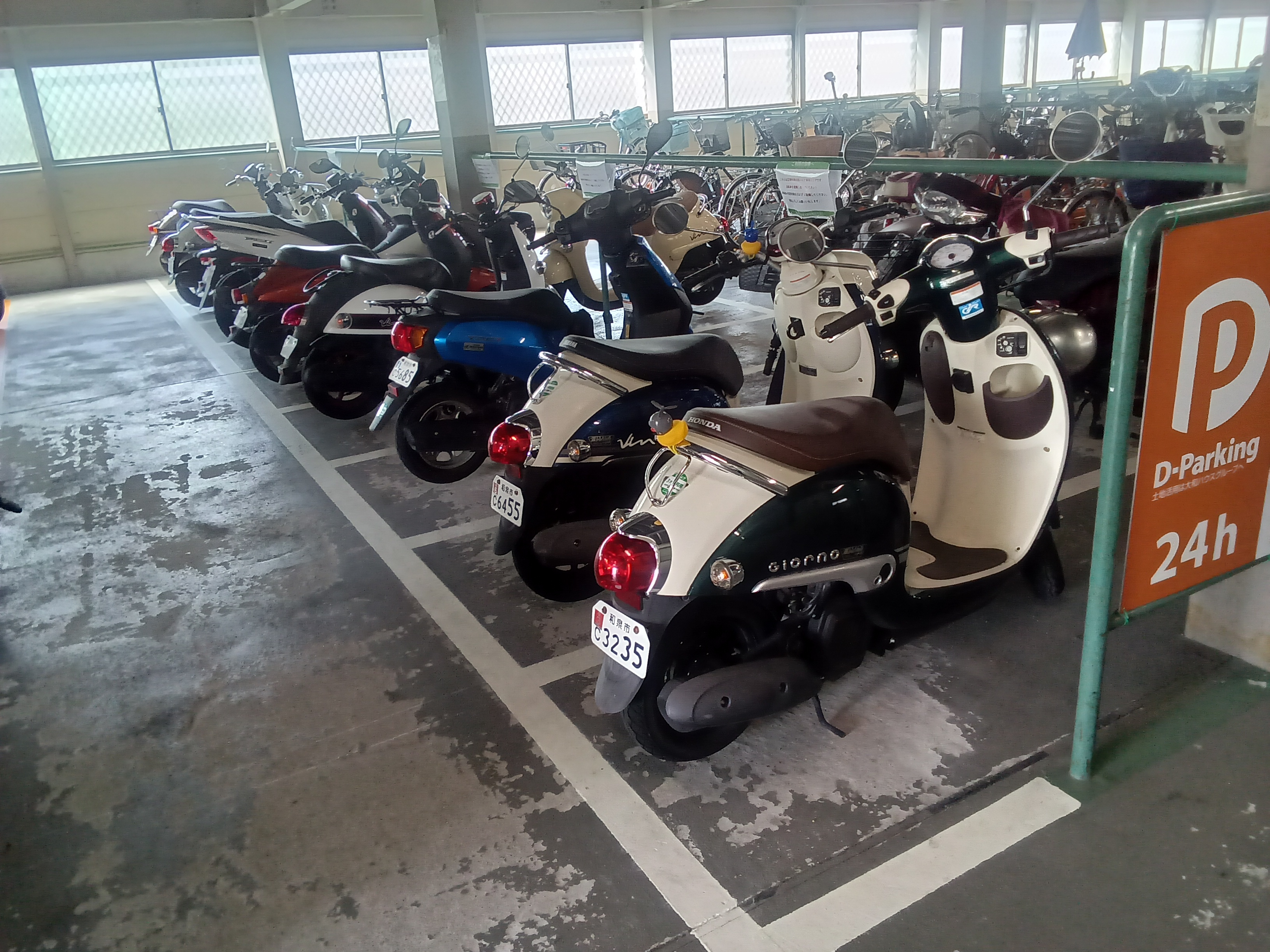 駐輪場画像