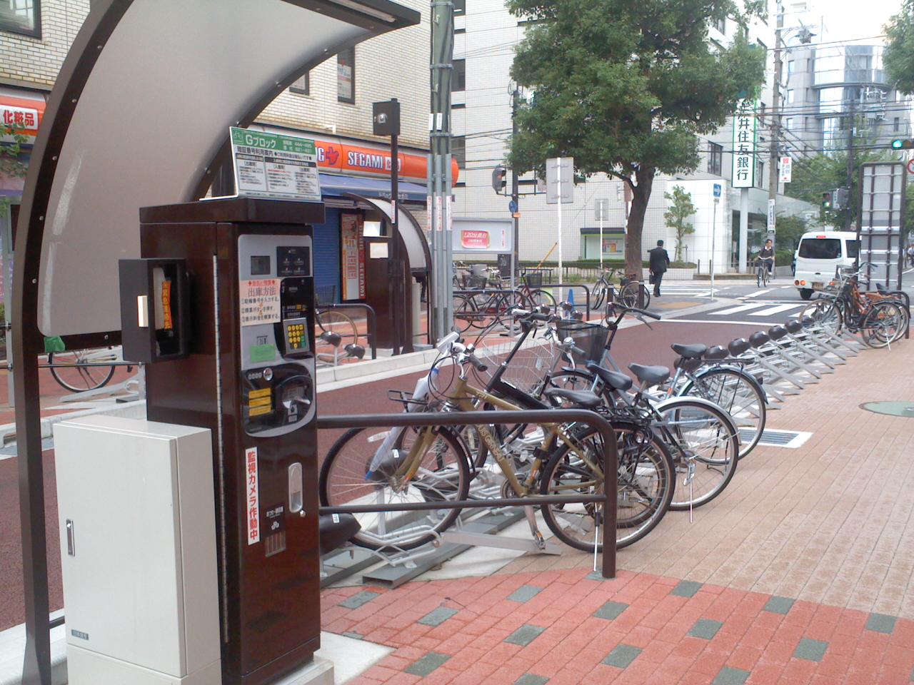 駐輪場 自転車