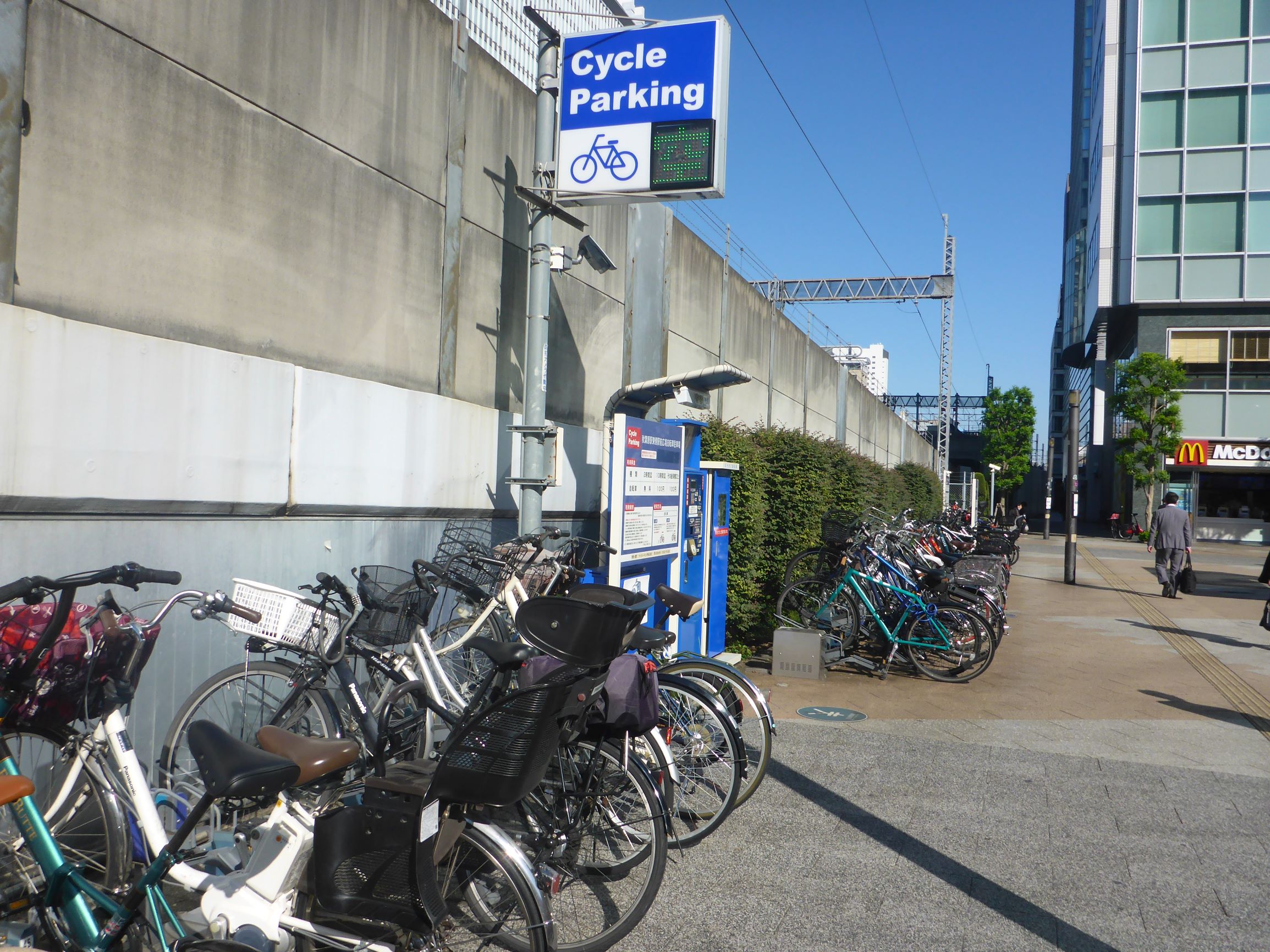 秋葉原駅東側駅前広場自転車駐車場  駐輪場詳細  Charinavi72 